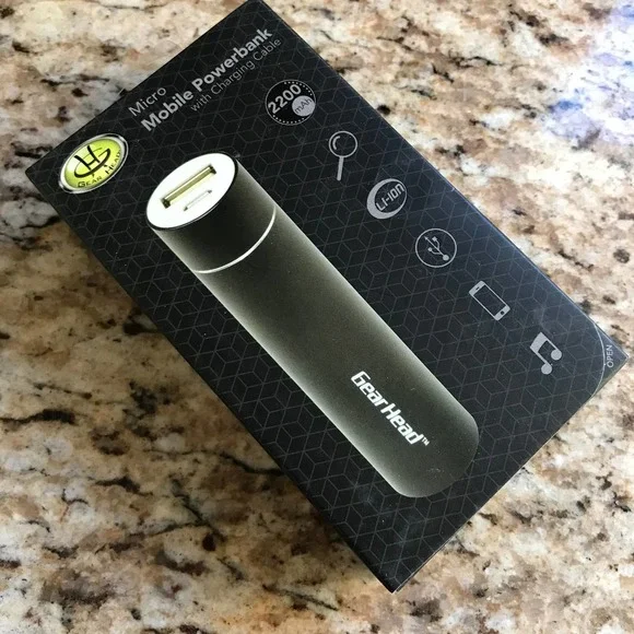 Gear head Micro Mobile Powerbank with Charging Cable NEW - Picture 2 of 7